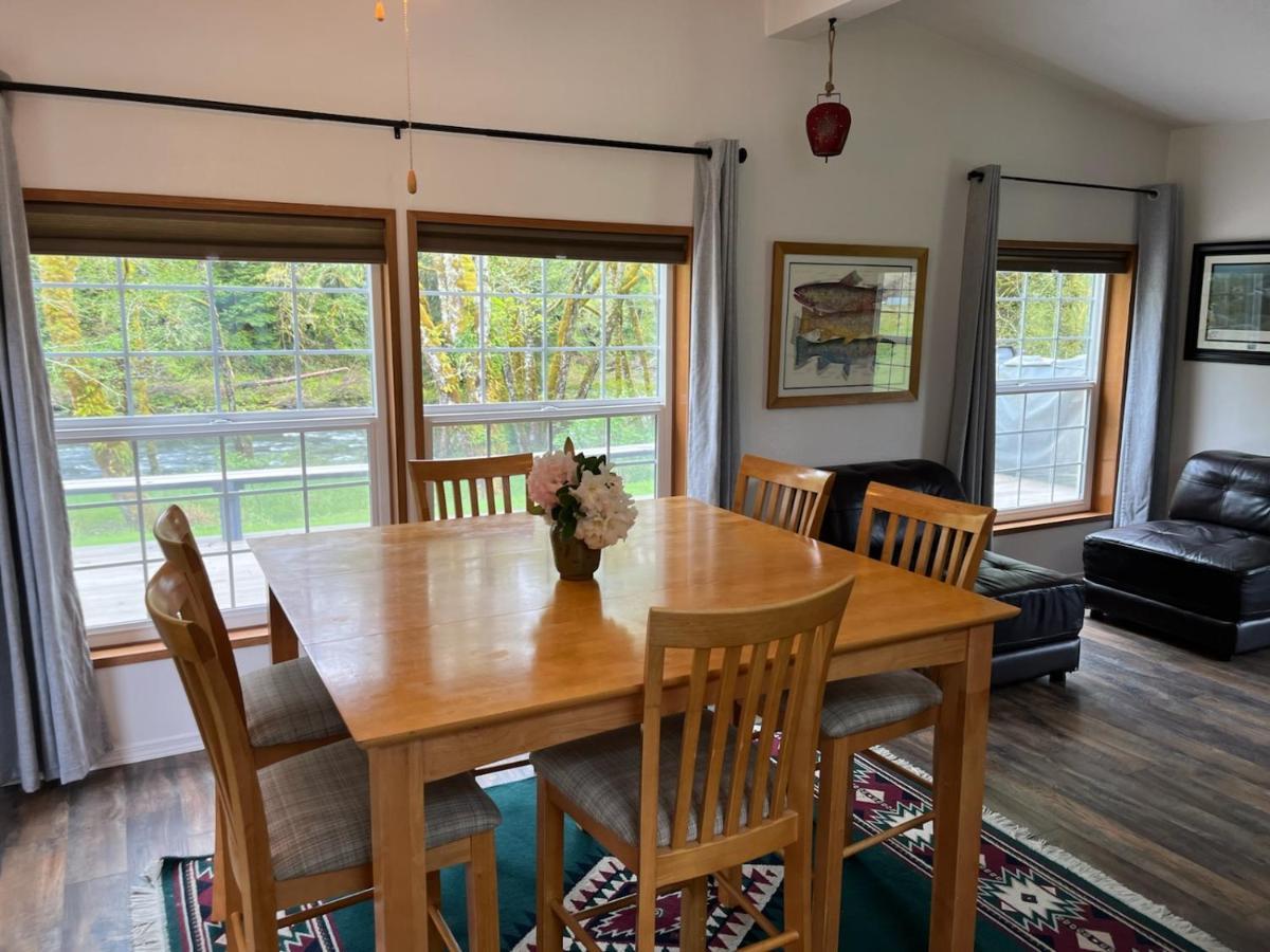 A Relaxing Getaway-A Backwoods Cabin Solduc River Beaver Экстерьер фото